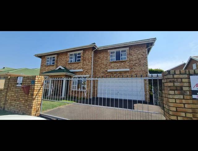 4 BEDROOM HOUSE FOR SALE IN UMHLANGA ROCKS